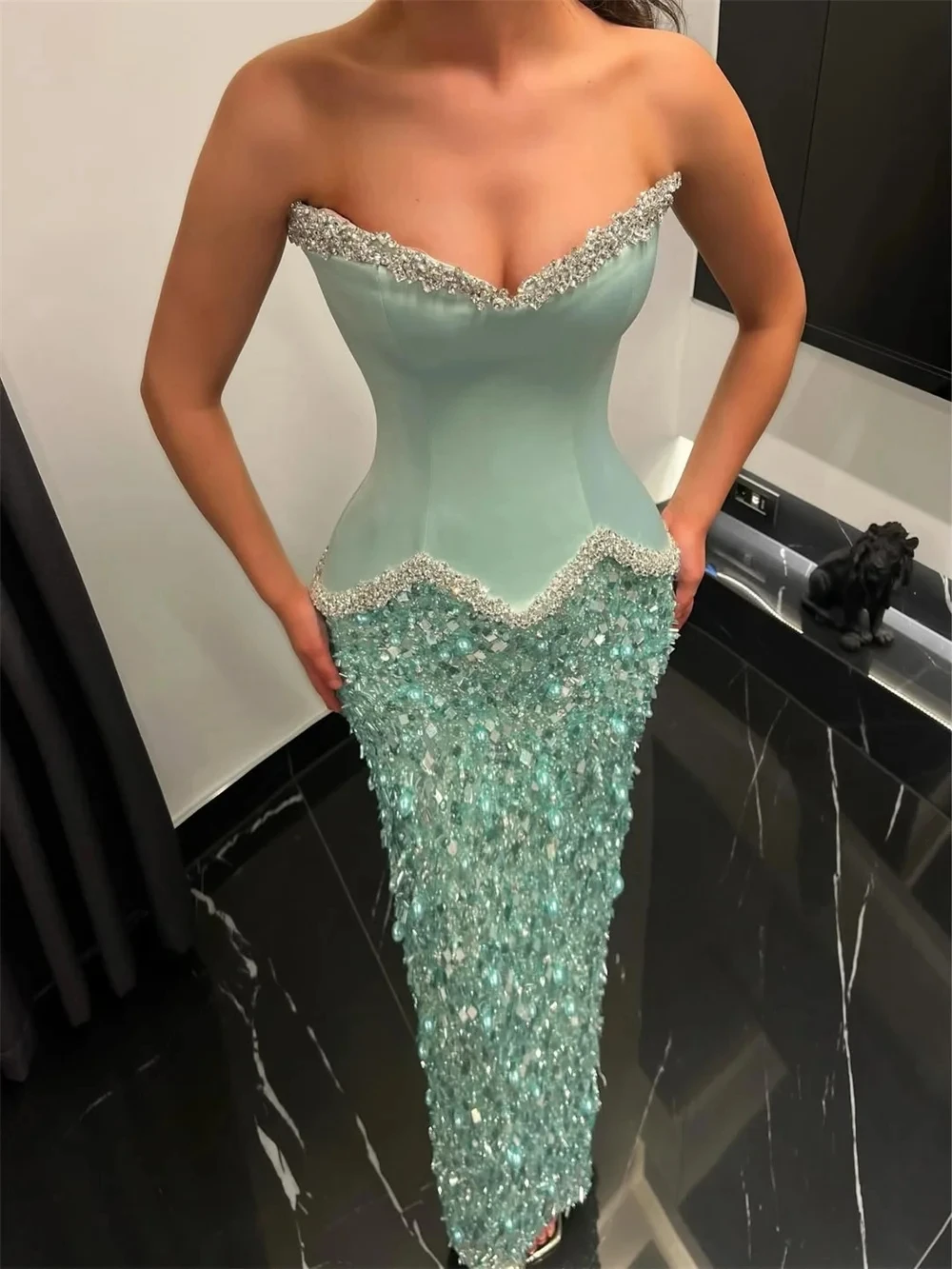 高級ミントグリーン プロムパーティードレス ストラップレス スパンコール ビーズ フロアレングス フォーマルイブニング ページェントガウン 誕生日 ローブ・デ・ソリエ