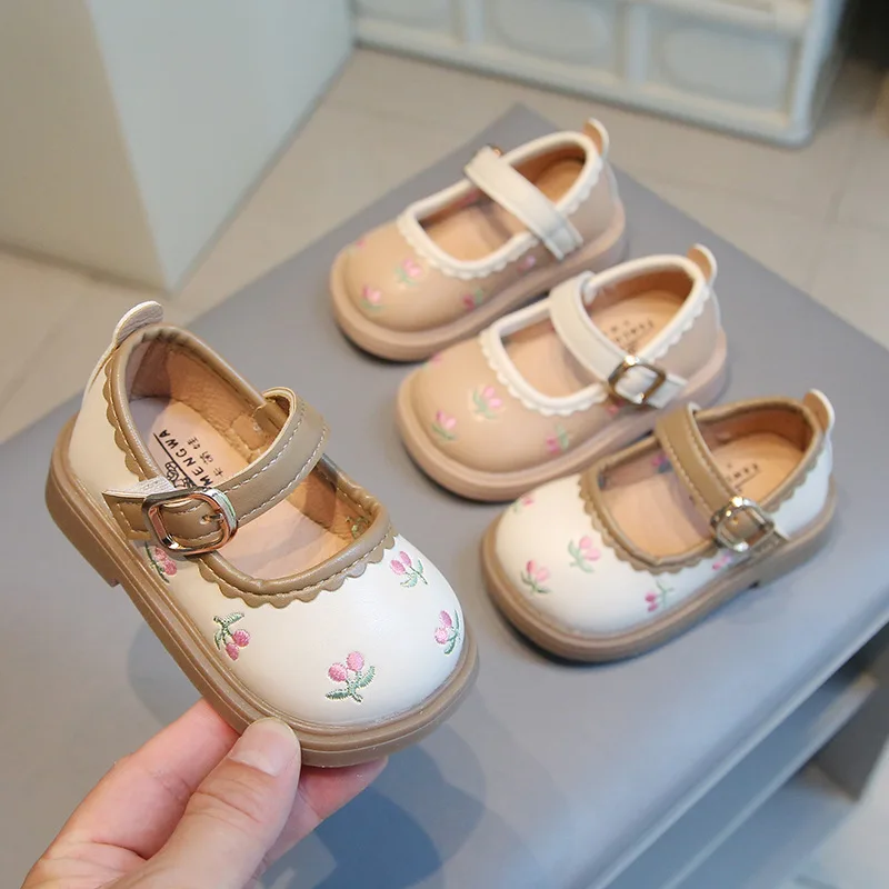 2024 New Children Shoes Lovely Casual Shoes Comfortable Soft Soled Walking Shoes Fashion Girls Party Dresses Shoe Zapatos Niño