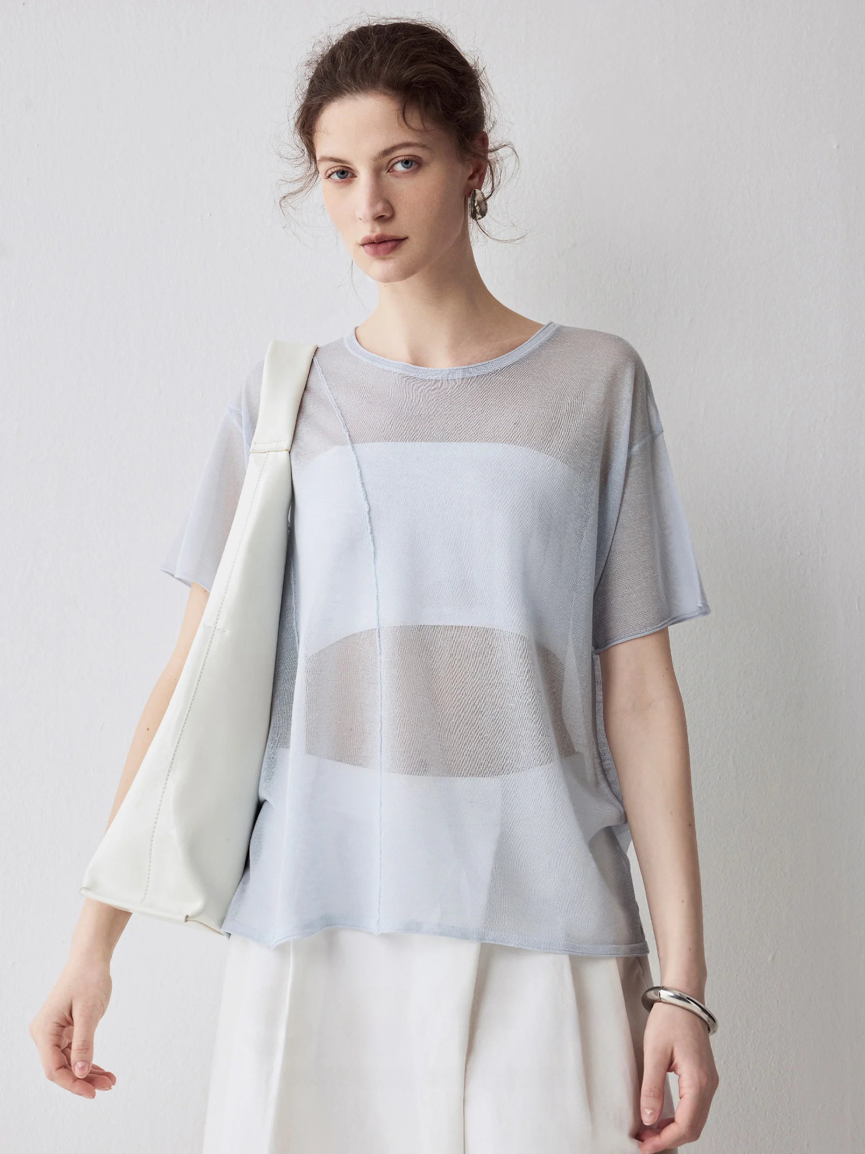 

Minimalist round Neck Lightweight Short Sleeve Women's T-shirt Sofa Loose Fit Breathable Sun Protection Cover up Top