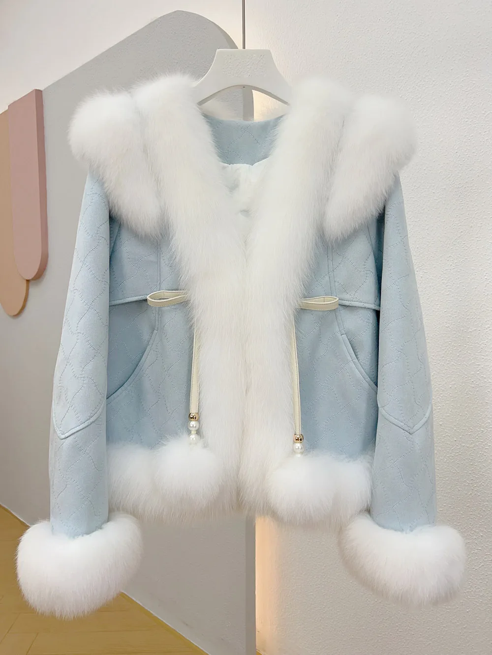 Women's Clothing High quality fashionable fur ball big fur collar short coatAutumn Winter New 0116