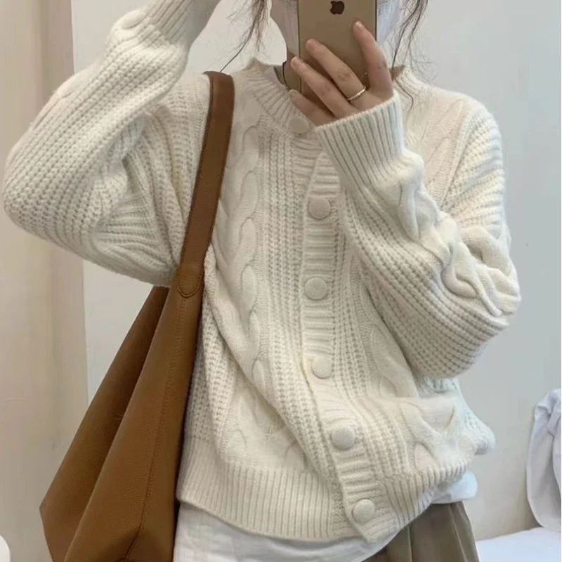 Ladies Sweaters Winter Button Kawaii Knitted Top for Women Yellow Cute Cardigan Designer Y2k Fashion Korea Korean Luxury Jumper