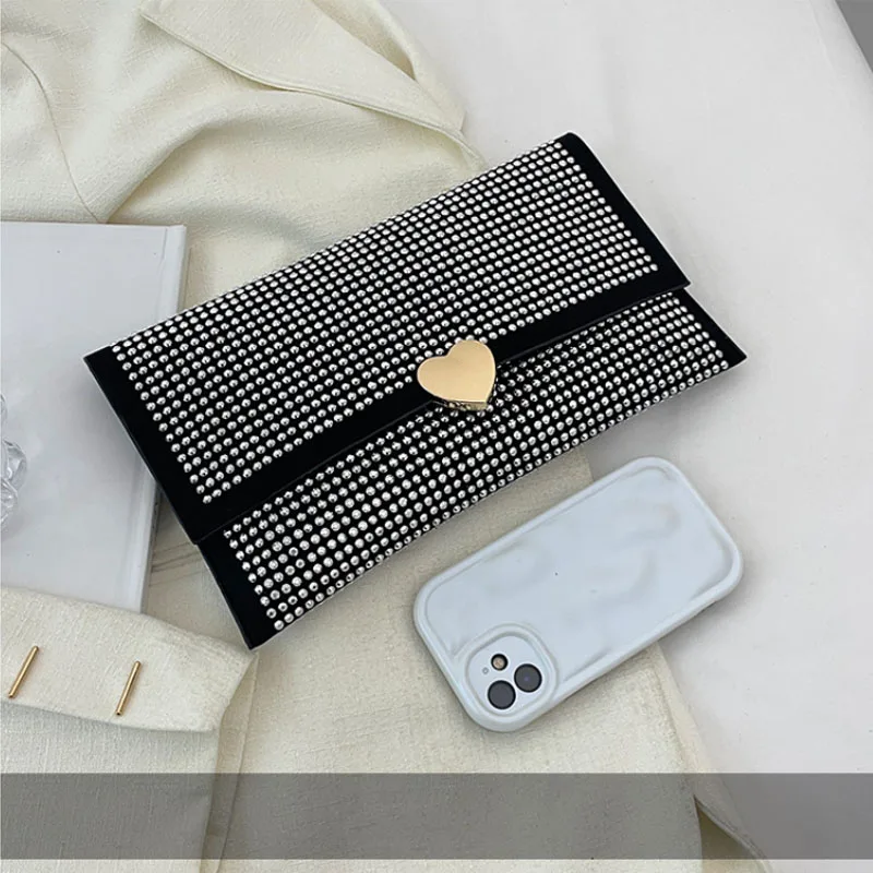 Fashion Women Diamond Heart Bags New Handbag Coin Purse Lady Luxury Clutch with Flap Female Envelope Bag Party Evening Bag