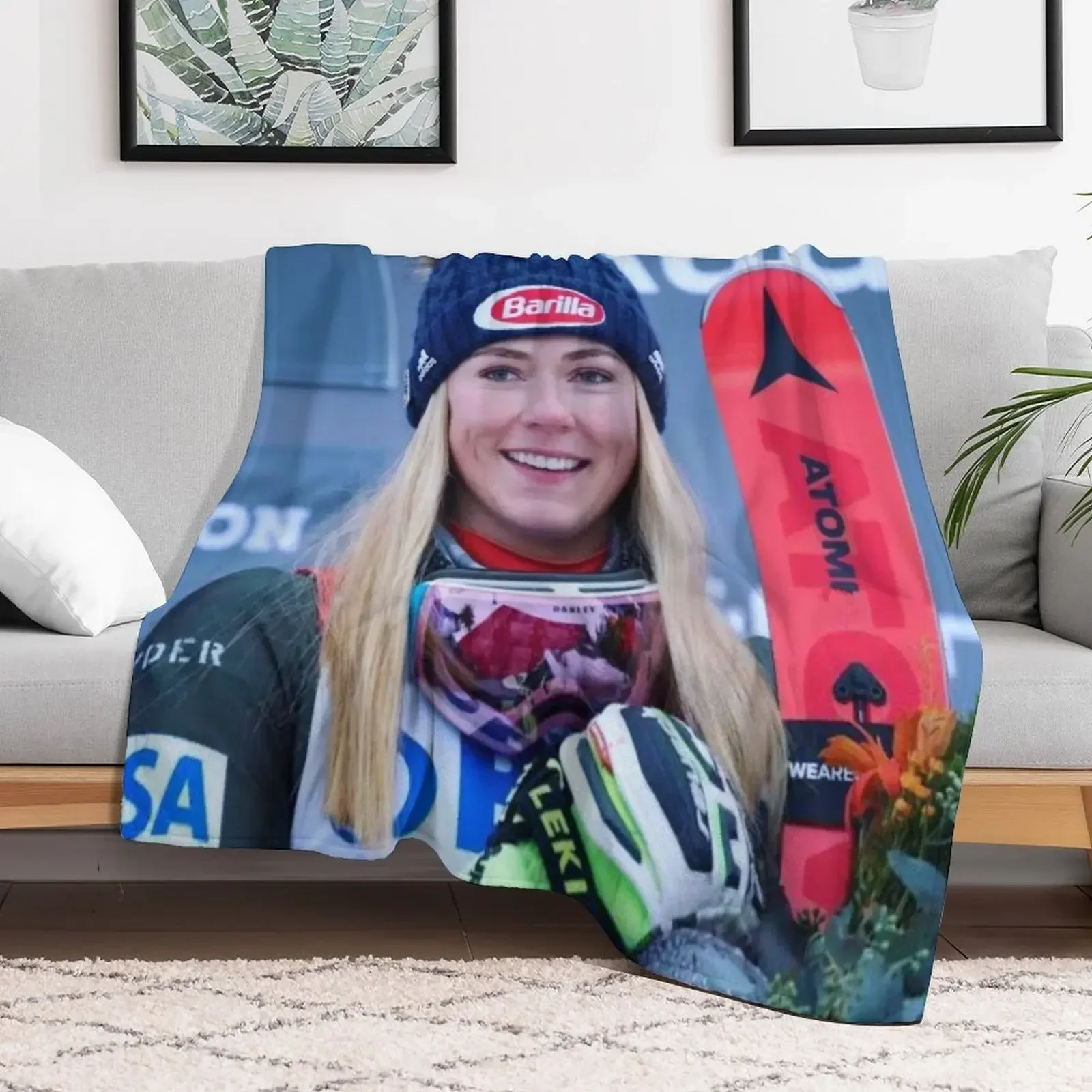 

Mikaela shiffrin Throw Blanket Luxury Thicken Large Blankets halloween Travel Decoratives Single Blankets