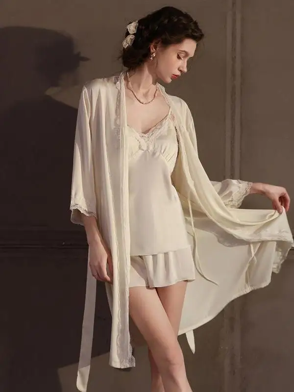 completo-pigiama-estivo-da-donna-in-seta-ghiaccio-con-pizzo-sottile-scollo-a-v-fresco-e-traspirante-pantaloncini-comodi-per-la-casa