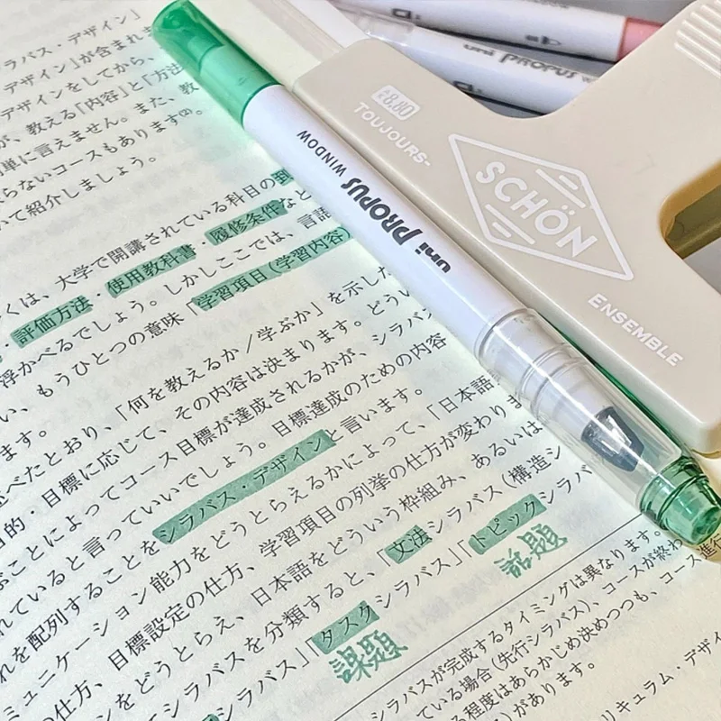 1pcs Uni Double Headed Highlighter PUS103T Transparent Japanese Marker Pen Student Learn Stationery Color Pen Visual Window image 3