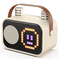 Mini máquina de karaoke para niños, altavoces de karaoke Bluetooth portátiles, gabinetes sin alimentación con 2 micrófonos inalámbricos para fiesta