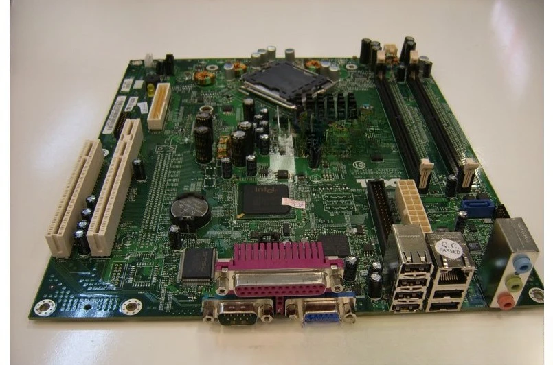 

New DELL Optiplex GX520 DT Main Board RJ290 X7841 XG312 UG982