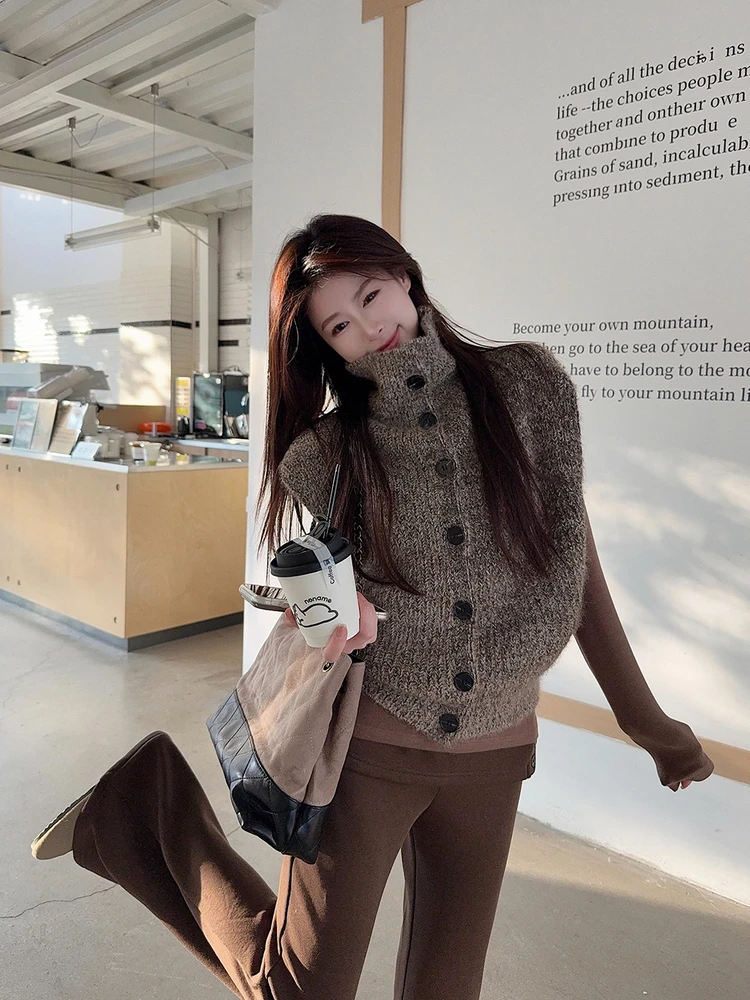 

Retro Floral Blend Loose Fitting Women's Vest Winter Thickened Casual Style Two-Piece Set Long Sleeve round Neck T-Shirt