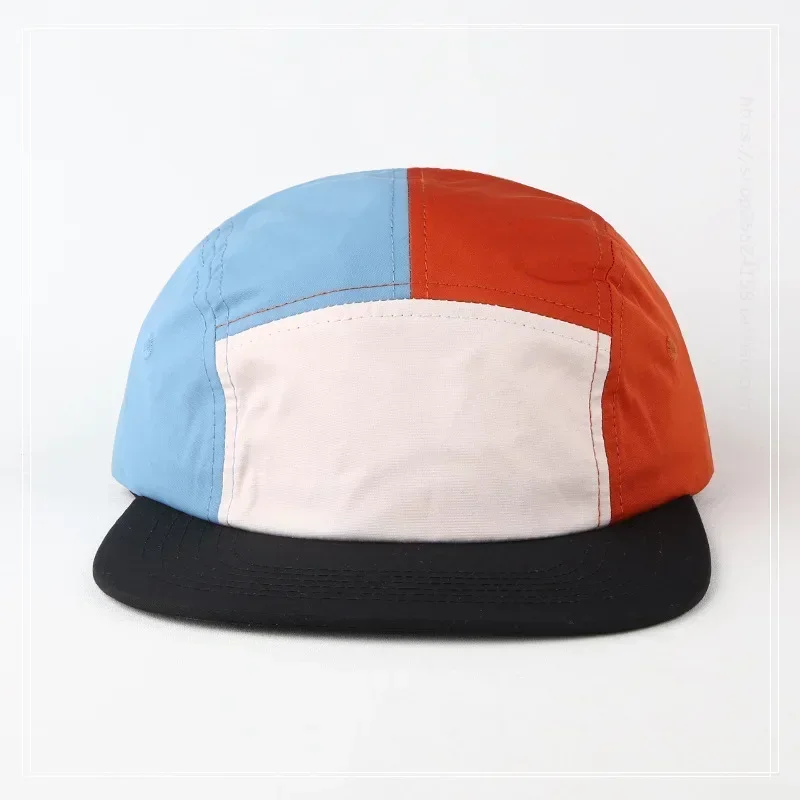 Berretti da baseball giapponesi con blocco colore a 5 pannelli Cappello a tesa corta ad asciugatura rapida Protezione solare estiva unisex per esterni Berretto snapback versatile