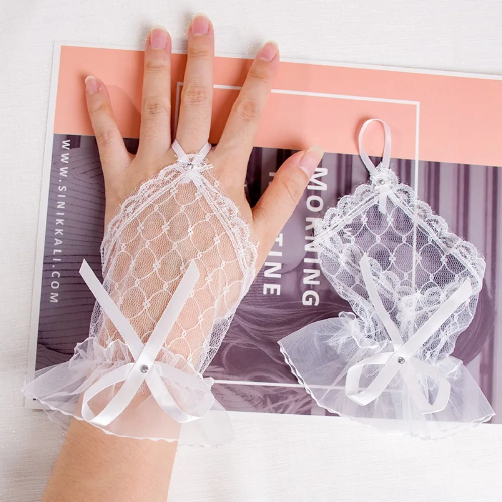 Gothic Short Black Gloves Female Harajuku Lace Bridal Wedding Halloween Lolita Dress Net Gauze Bow Hand Sleeve Fishnet Gloves image 5