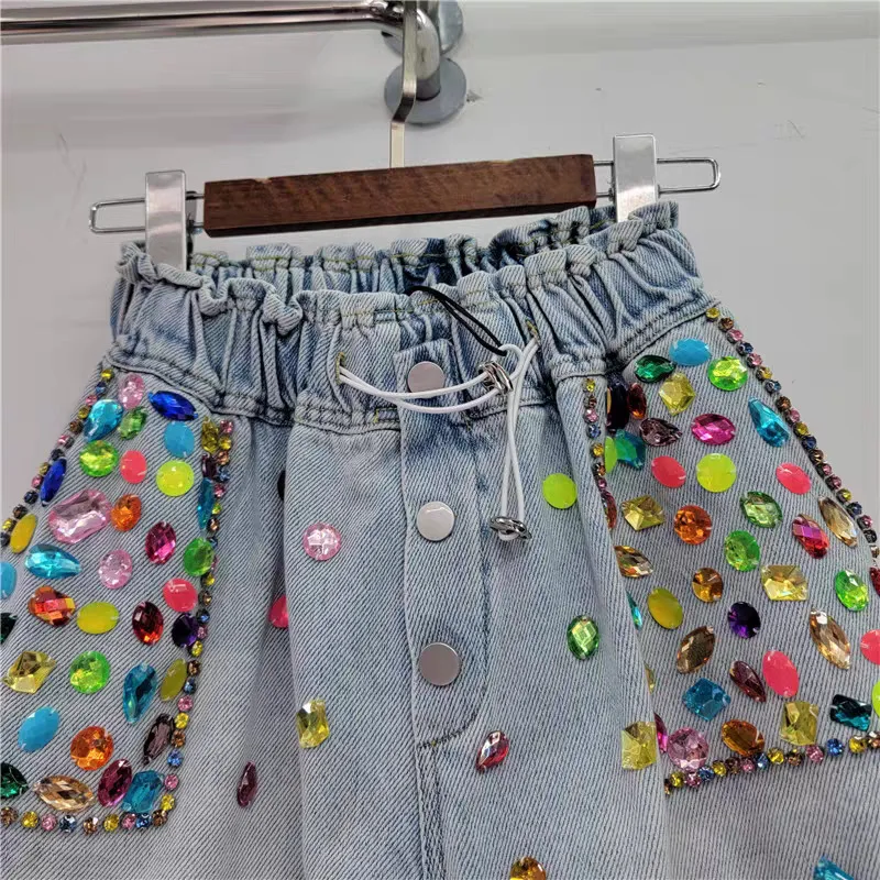 ANJY 2026 Summer New Women European Style Heavy Colorful Embroidered Flares Slim Wide-Leg Denim Shorts Trend Casual Jeans A21015 view 3