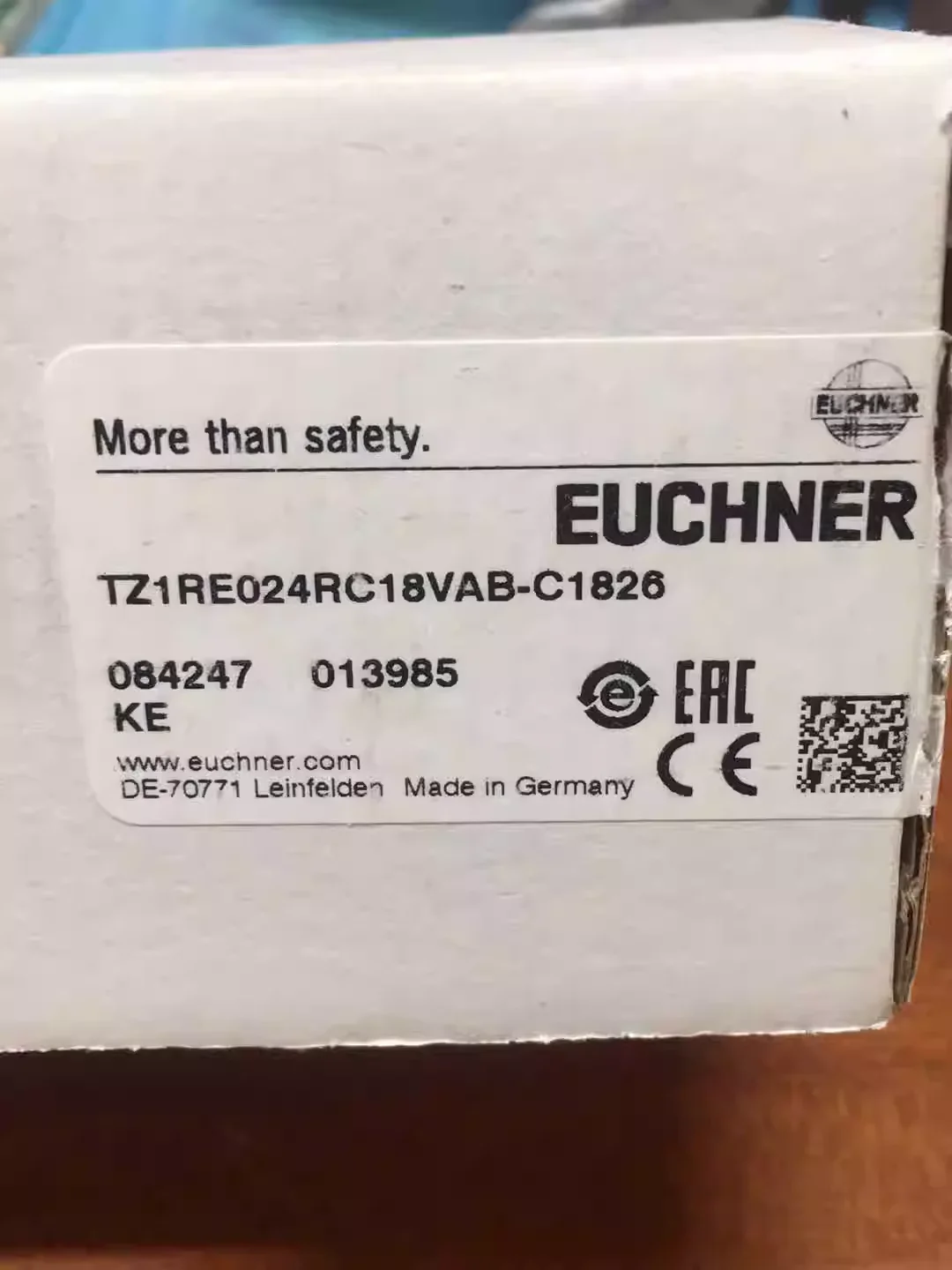 

НОВЫЙ Оригинальный дверной замок TZ1RE024RC18VAB-C1826 084247