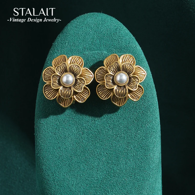 

Luxury Antique 3D Gold Color Double-layer Five Leafs Flower Pearls Earrings for Woman Wedding Vintage Jewelry Korean Designer