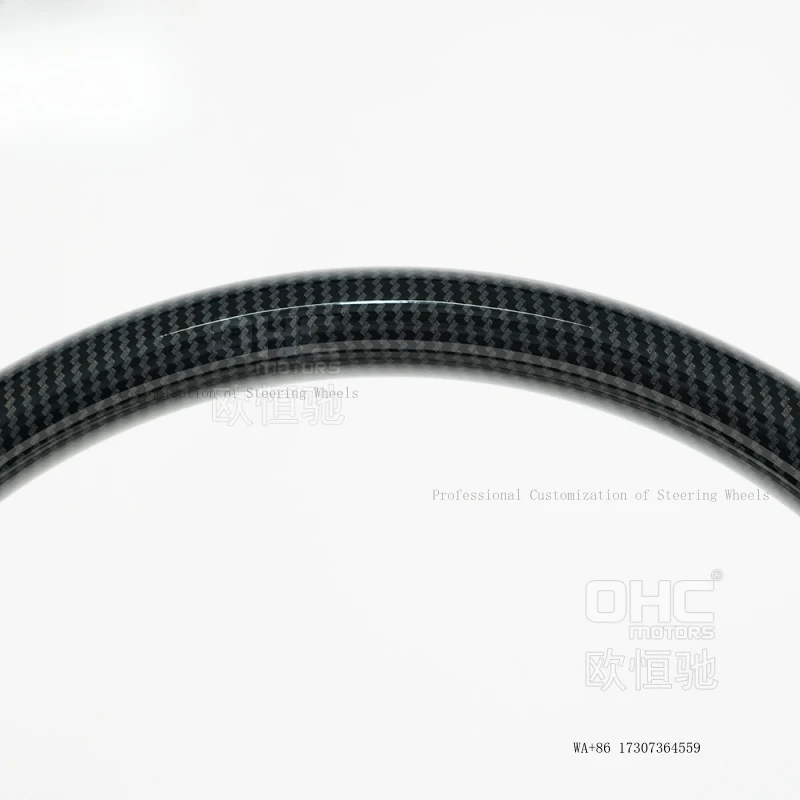 Suitable for 2010-2013 Toyota Reiz modified and upgraded with wood grain water transfer printing perforated leather carbon fiber