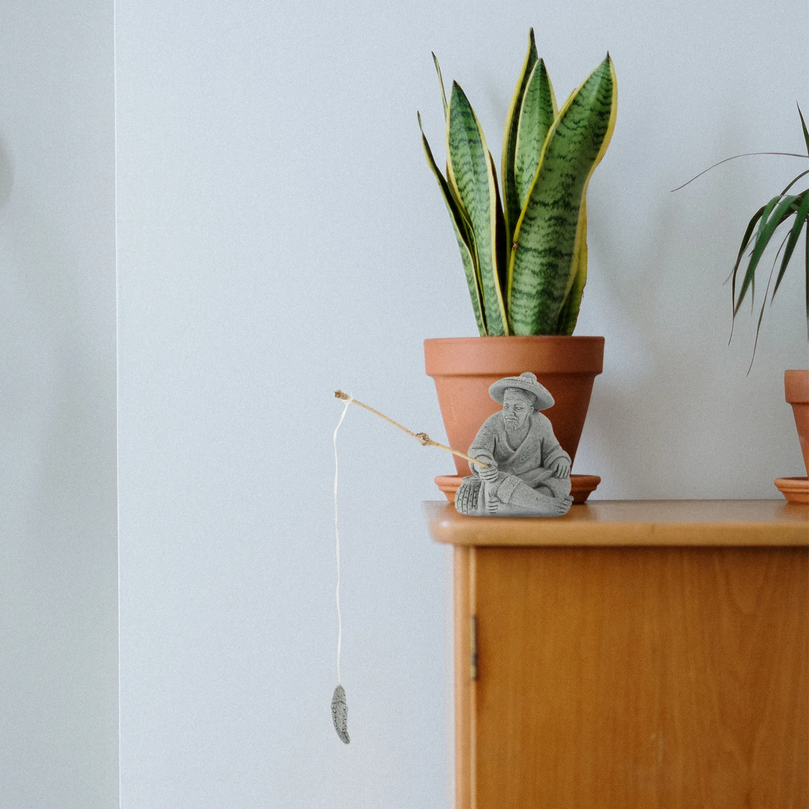 

1Set Stylish Fisherman Ornament Bonsai Landscaping Decorative Miniature Home Office Fisherman Sculpture Fish Tank Decors