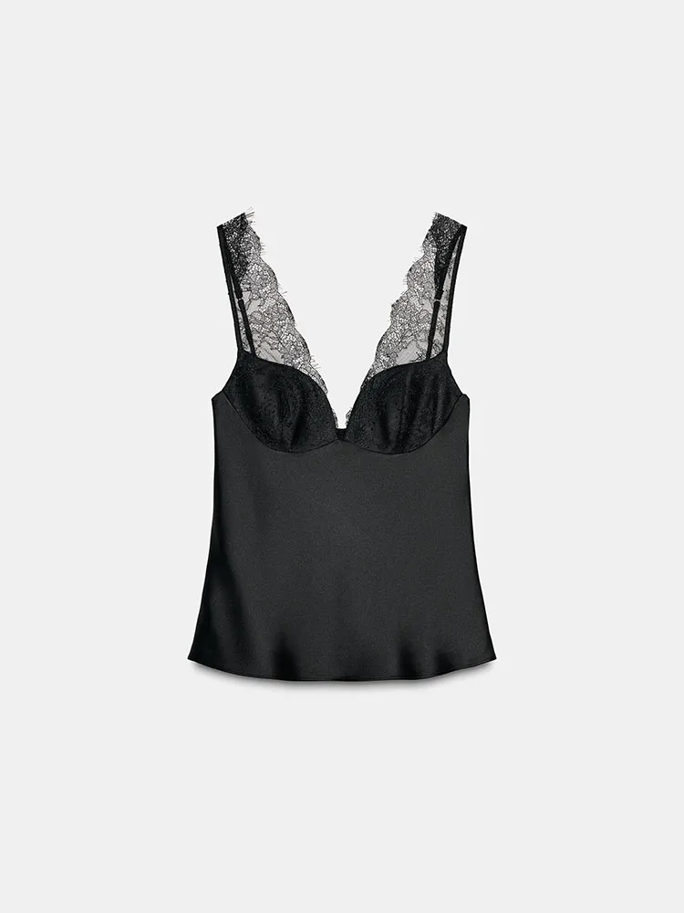 เสื้อผ้าแฟชั่นผู้หญิงสไตล์เอธนิคสำหรับการแสดงบนเวที คอลเลคชั่นฤดูหนาว 2025 ผ้าลูกไม้เนื้อซาตินสัมผัสนุ่มละมุน ดีไซน์หวานซ่อนเปรี้ยว คุณภาพพรีเมียม