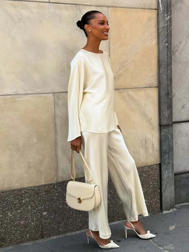 

2025 New Fashion Grey Satin Loose Top Pants Sets Fashion O Neck Long Sleeves Tops Wide Leg Trousers Suit Chic Lady Street Outfit