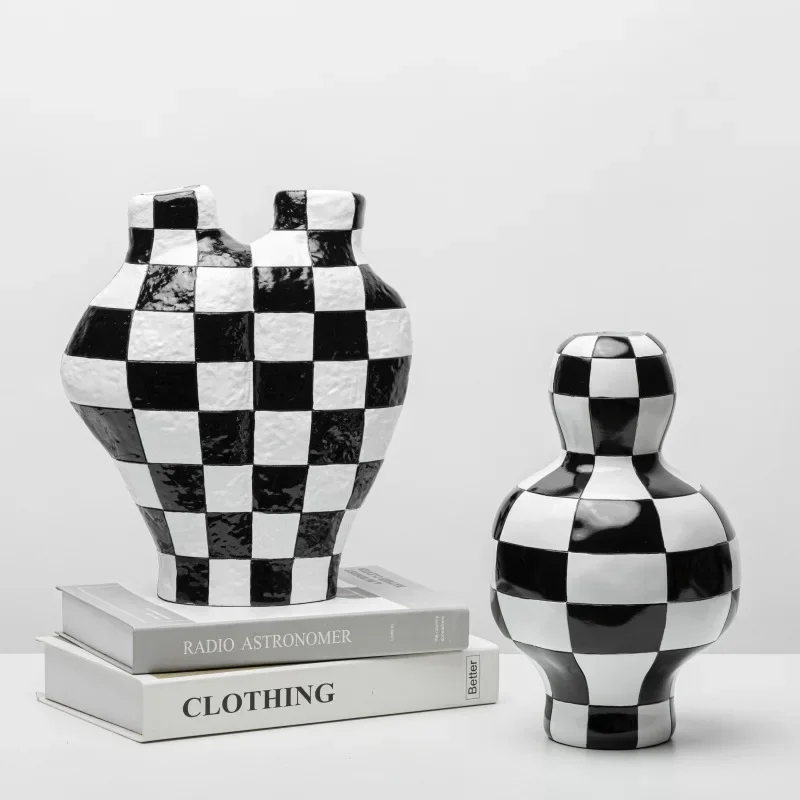 Creative Plaid Resin Vase Black and White Check Flower Vase Geometric Crafts Floral Arrangement Accessories Home Decoration