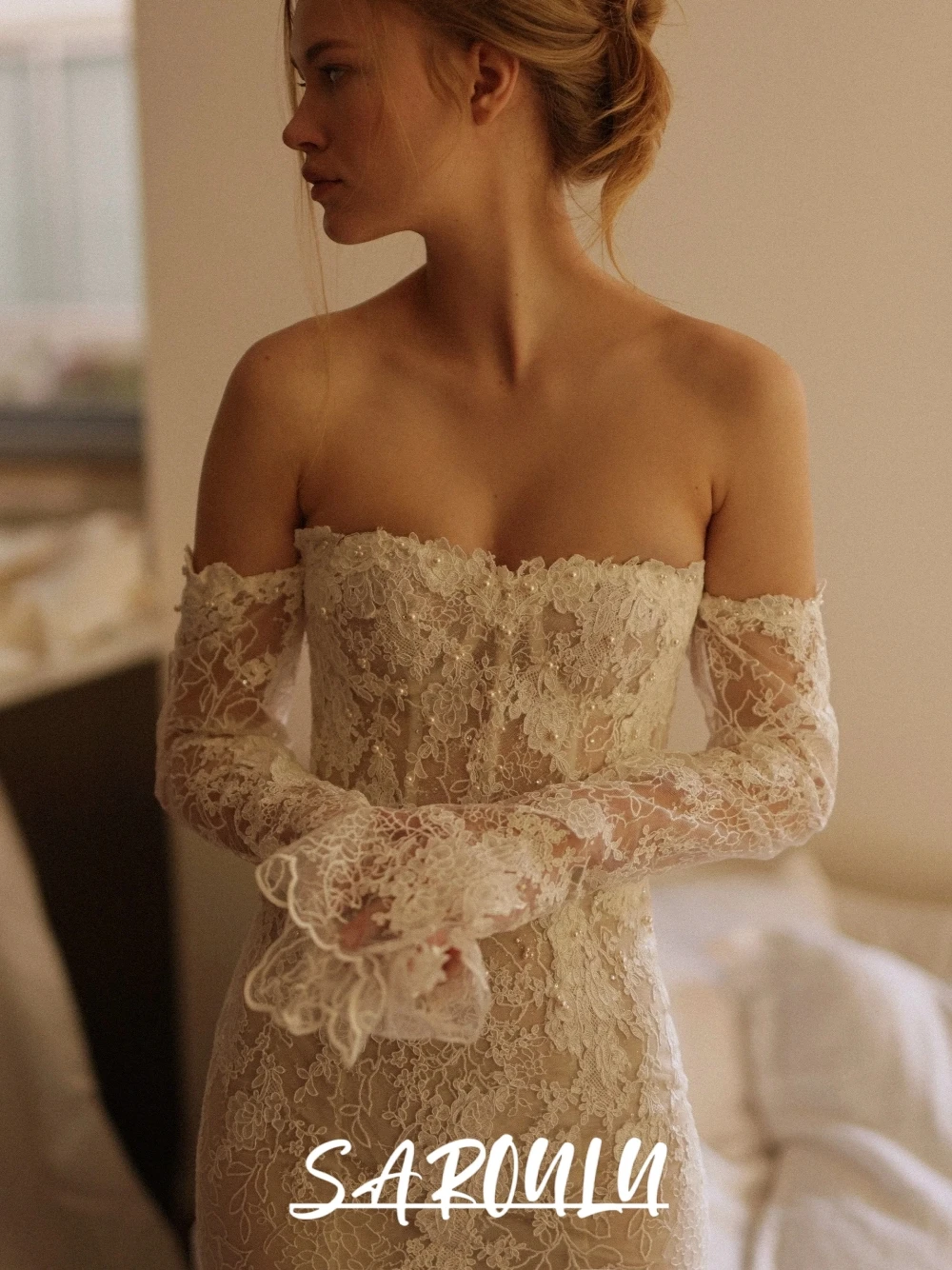 

SAROULU Off-the-shoulder Appliques Wedding Dress Classy Mermaid Pearls Low Back Customized Bridal Gown Modern Intricate Wear