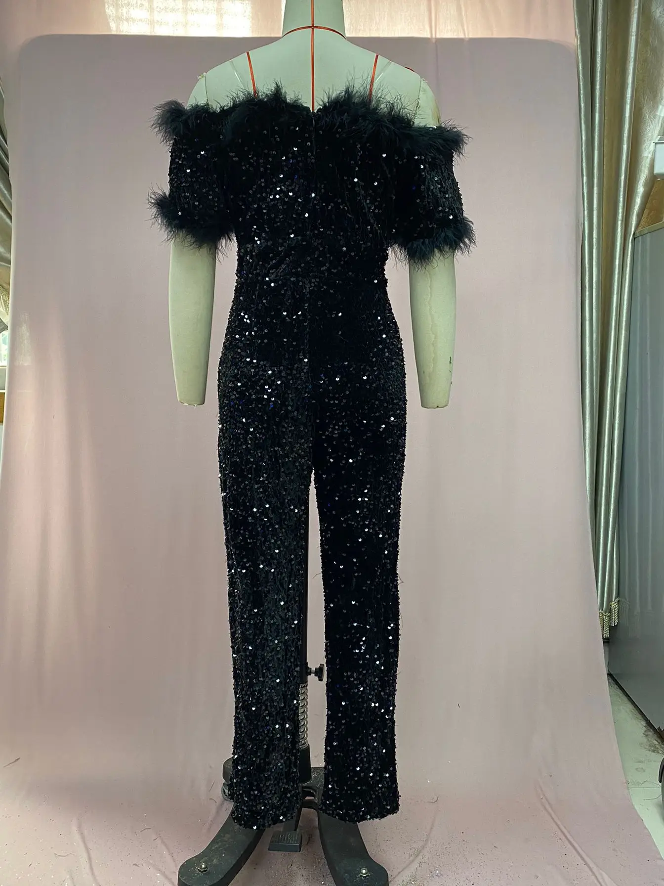 Y2K woman clothes  V-Neck Feathers Sequins Black Jumpsuit Slimming Waist Evening Gown One-Piece Suit Glittery Bodycon Jumpsuit