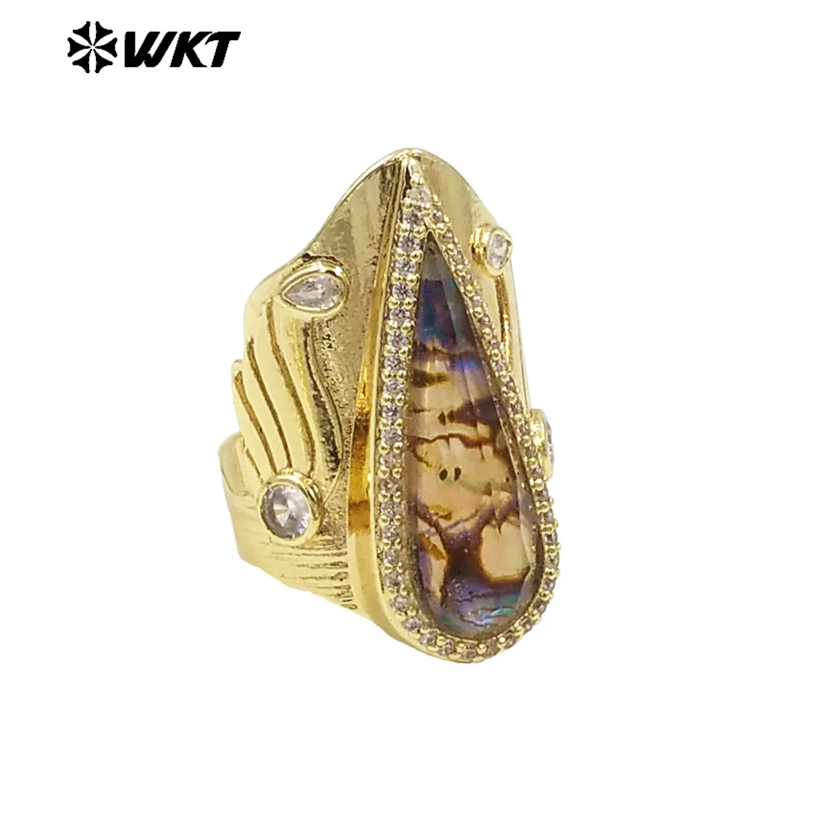 

WT-MPR090 Classic Beautiful Natural Shell Waterdrop Shape With 18k Gold Plated And Cubic Zircon Exaggerate Rings For Party ACC