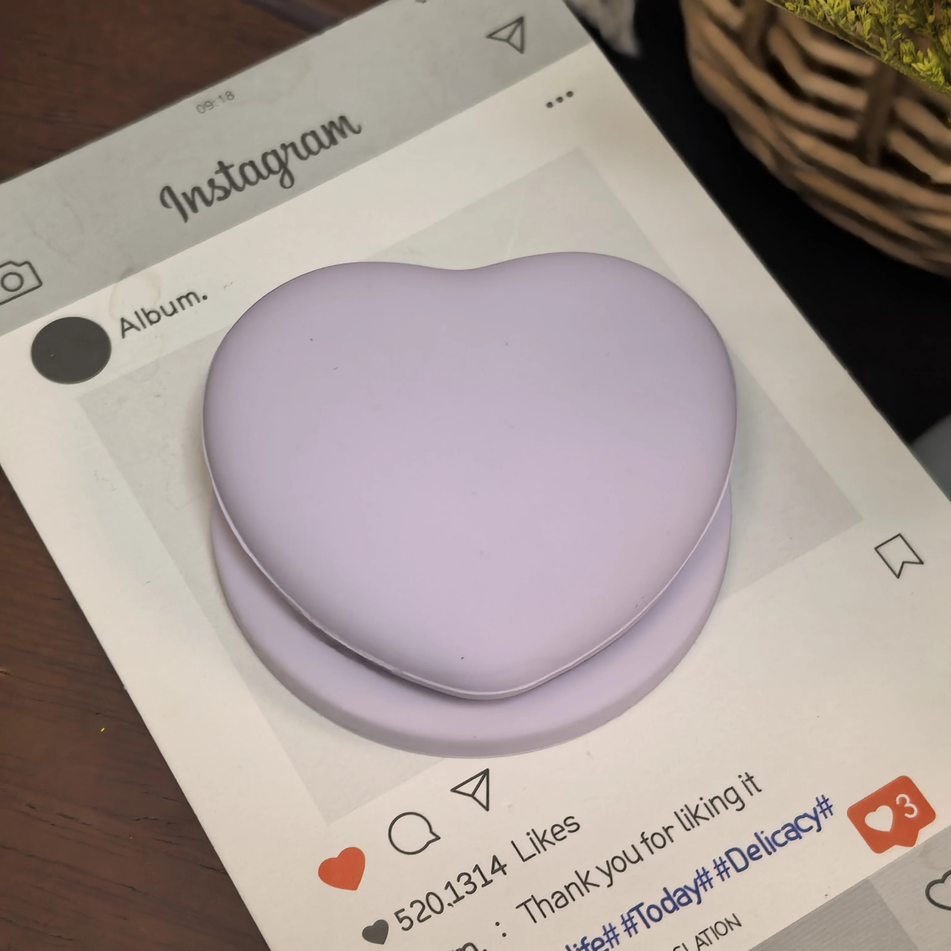 Silikon für Magsafe-Handy, Griptok-Griff, 3D-Flüssig-Farbiges Herz-Design für iPhone 18, kabellose Ladehalterung. – Detail 5
