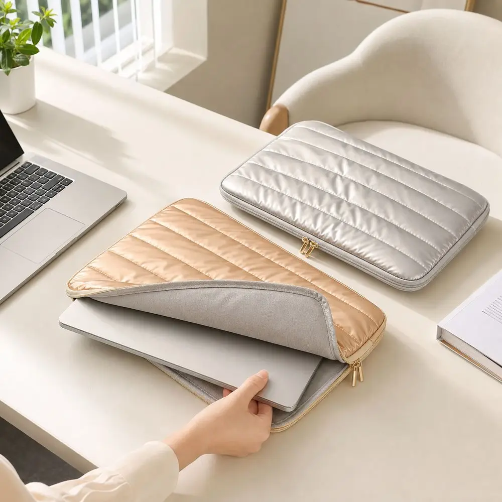 Nylon Quilted Computer Bag Water Resistant Quilted Padding Padded Laptop Sleeve Shock Absorbing Laptop Carrying Case