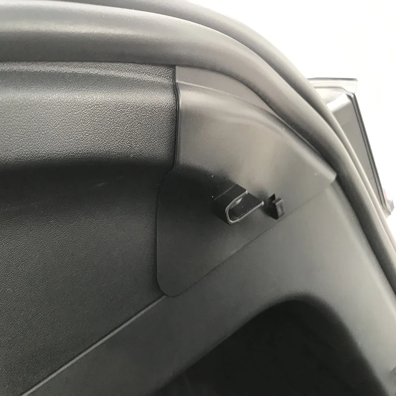 Thumbnail 4 - #25 Best Luggage Racks to Buy In 2026