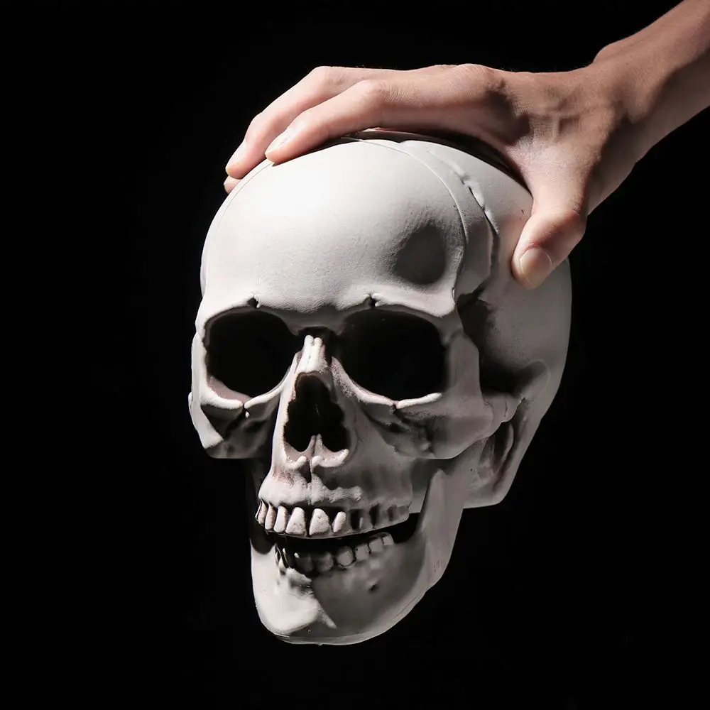 Zdjęcie 6: Wysokiej jakości ludzka czaszka szkielet głowy wszystkie rozmiary styl halloweenowy rekwizyt fotograficzny straszny wiszący wystrój dekoracja na imprezę domową akcesoria do gier