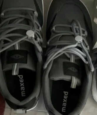 HOT SALE 2025 New Professional Unisex Badminton Shoes Badminton Shoes Training Shoes Neutral Sports Shoes