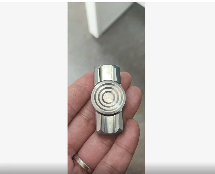 Mod stainless steel blade pattern decompression toy EDC