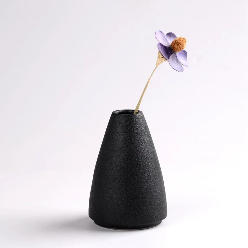 Florero pequeño de cerámica negra, manualidades decorativas para el hogar, adorno de mesa, decoración sencilla de estilo japonés