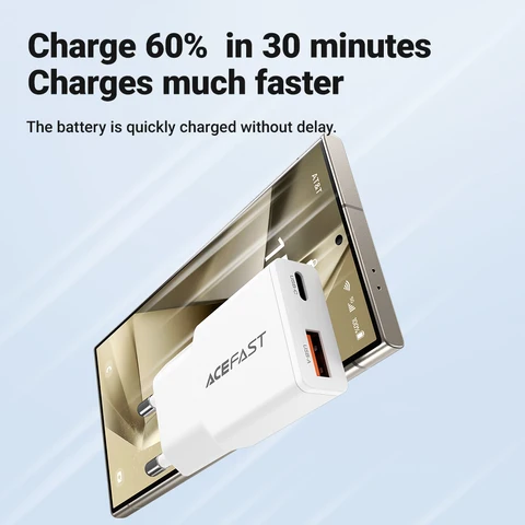 ACEFAST EU 30W Gan Сверхтонкая быстрая зарядка USB C Мобильное зарядное устройство для iPhone 16 / 15 Pro Max PD QC3.0 Транспортный адаптер для Samsung S24 — пример использования