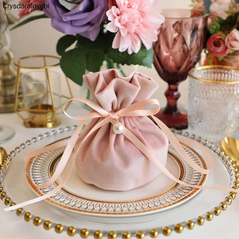 

Luxury Packing Drawstring Velvet Pouch Sachet Gift Bag For Jewelry Wedding Candy Boxes With Pearl String Decor Favors Bags
