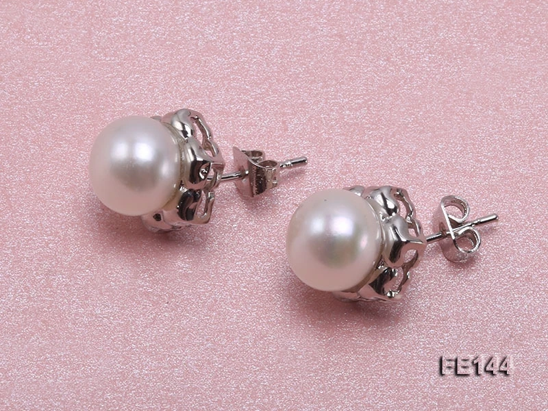 Unique Pearls Jewellery 8-9mm White Flat Cultured Freshwater Pearl Earrings