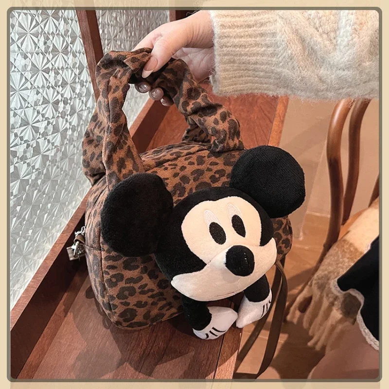 Bolso de lona con estampado de leopardo para niña, bolso cuadrado pequeño informal hecho a mano con hombro de Mickey, moda de otoño e invierno, 2024