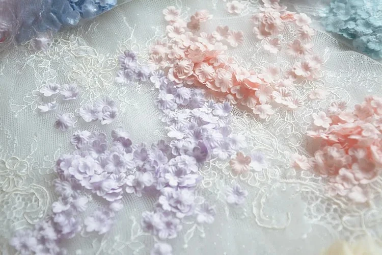 200Pcs High Quality Mini Flowers Handmade Material for Bridal Headdress, Petals Embellish Flowers, Doll Wedding Accessories