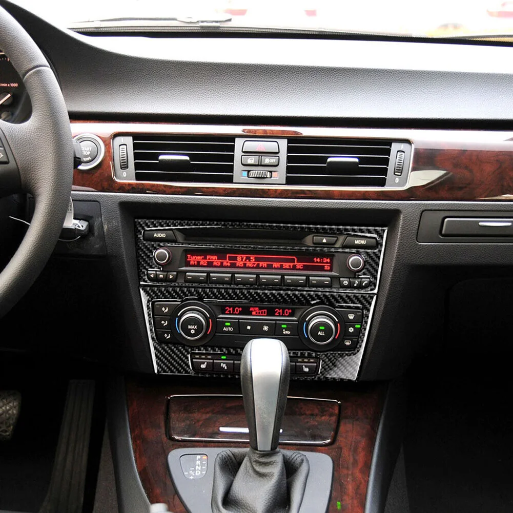 

37) Повышение эстетики вашего BMW 3 серии E909293 20052012 с отделкой внутренней панели управления переменным током из углеродного волокна.