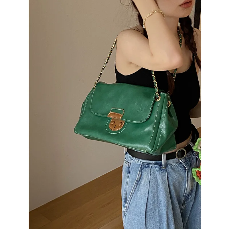 

Retro Large Capacity One Shoulder Bag Women's Autumn Winter New Fashion Chain Crossbody Bag Versatile Underarm PU Bag