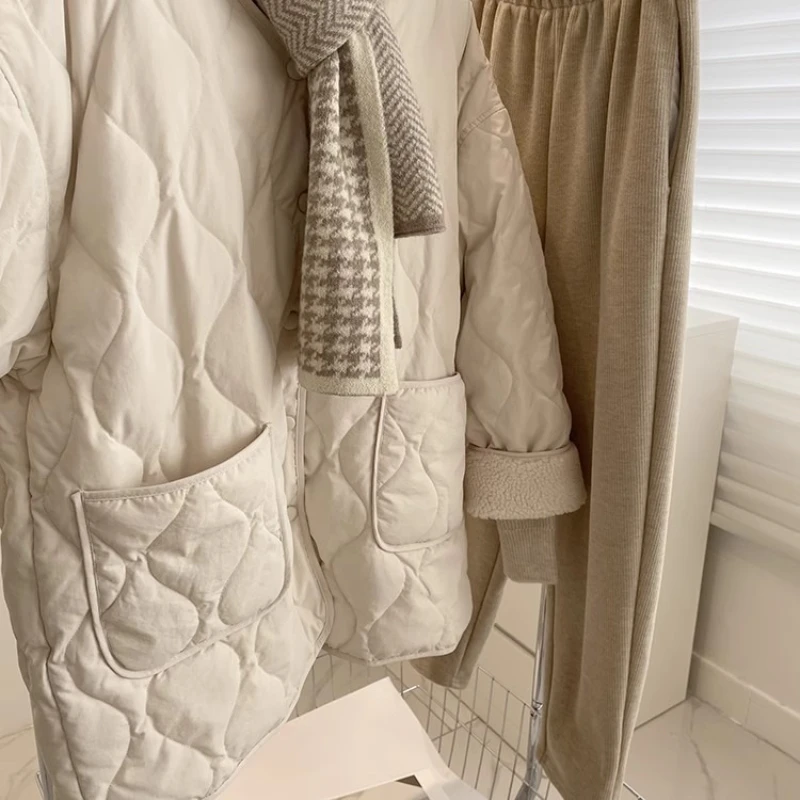 Korean Fashion Chic Diamond Quilted Puffer Parka Women Lamb Faux Fur Cuff Patch Pocket Loose Warm Outerwear Winter Casual Outfit