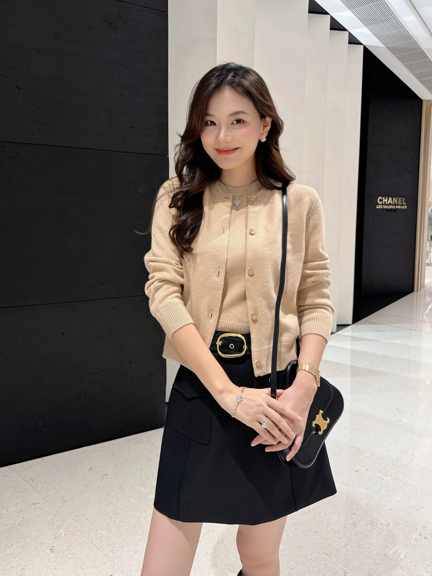 

Уютный комплект из кардигана из овечьей шерсти и юбки с высокой талией для женщин: модный осенне-зимний повседневный костюм из двух предметов