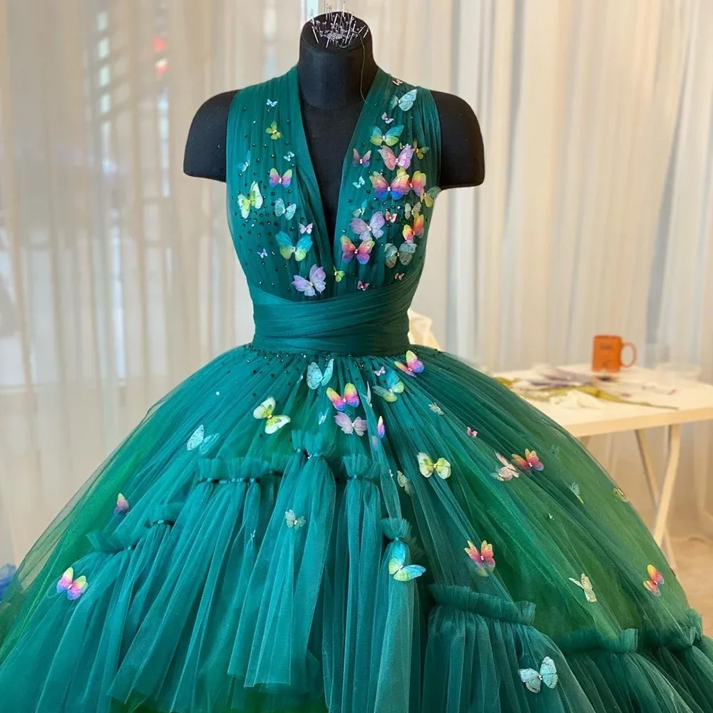 

Gorgeous Elegant Prom Dresses Fashion V-Neck 3D Butterfly Appliques Tulle Ball Gowns Floor Length Formal Evening Party Dresses