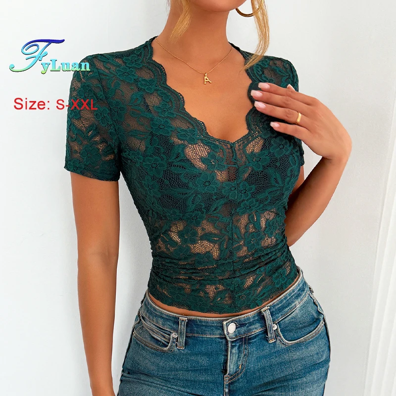 أوروبا أمريكا الربيع الصيف 2025 جديد المرأة تي شيرت بلون سليم المناسب الخامس الرقبة قصيرة الأكمام الدانتيل تي شيرت الملابس
