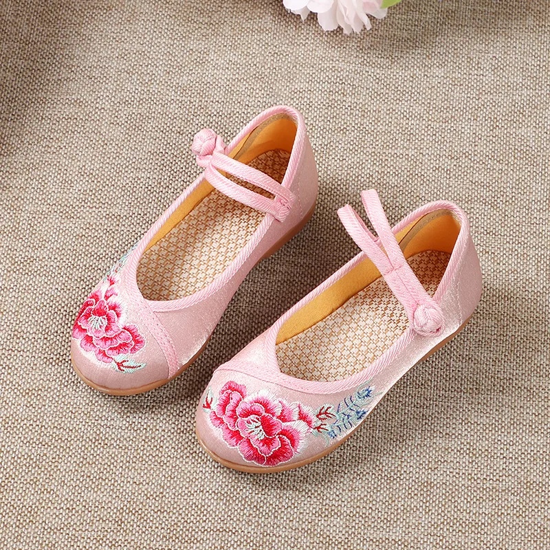 Kids Embroidered Hanfu Shoes Girls Chinese Style Cotton Cloth Shoes Children Comfortable soft-soled Flat princess Shoes red pink