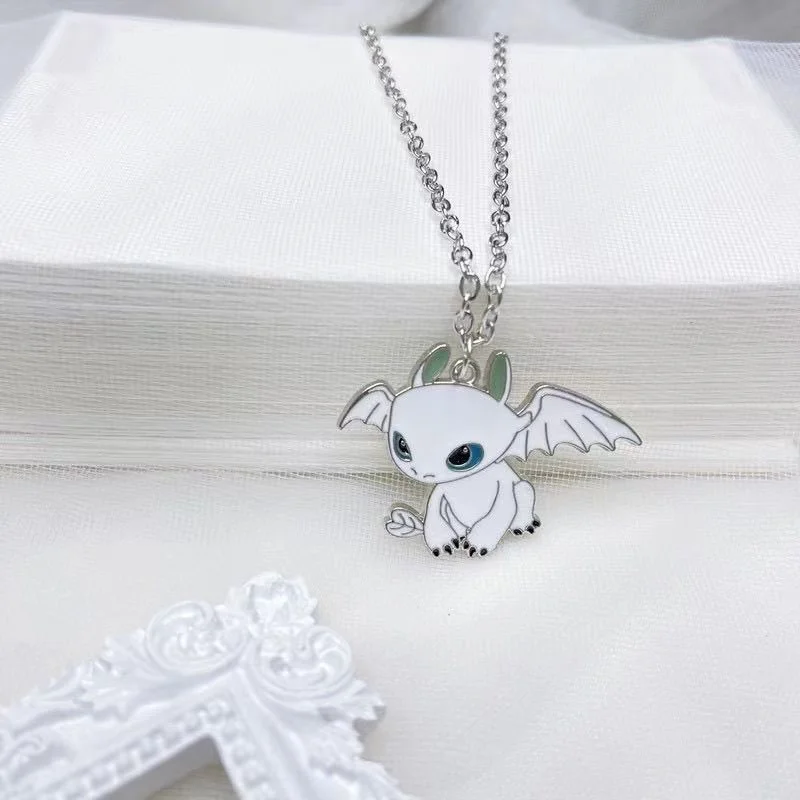 Dragon Taming Master Anime Niedliche Zahnlos-Halskette, Ohrstecker, Ring, Brosche, Nischen-Accessoires für Paare, Geschenke für Sie und Ihn – Detail 4