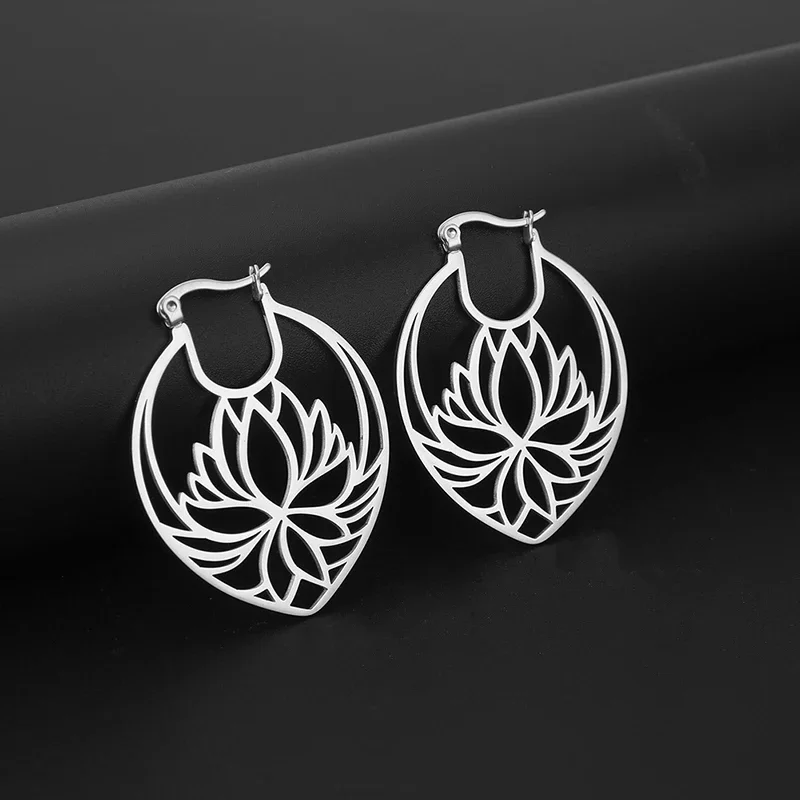 Skyrim Lotus Stainless Steel Earrings for Women's Indian Romantic Tribal Ethnic Mandala Vintage Simple Guardian Jewelry 2025 New