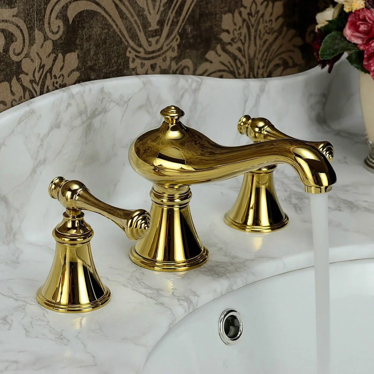 

Widespread Basin Faucet Bathroom Solid Brass Sink Mixer Gold Three Hole 8 inch Classical Hot Cold Water Tap