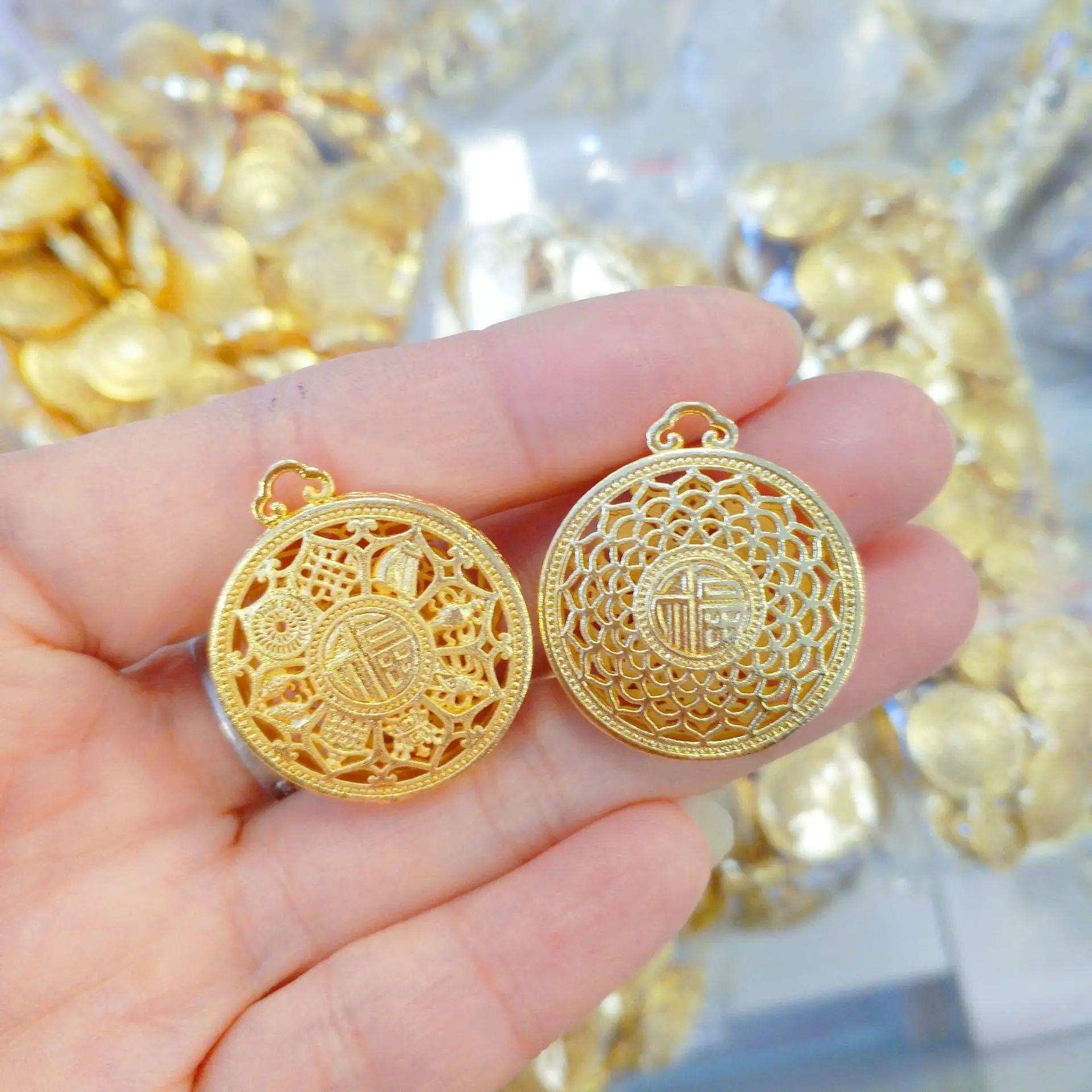 24K gold, AU999 Eight Treasures and Hollow Lotus Pendant Ancient Method Fuzi Lotus Compass Pendant Necklace