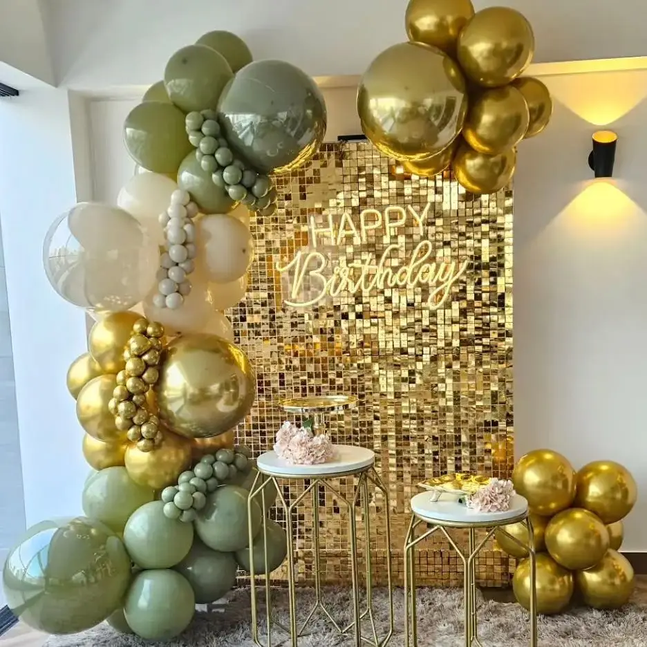 Mur de paillettes scintillantes 3FTx6FT, 18 panneaux carrés de sequins brillants pour anniversaire, mariage, fiançailles, fête