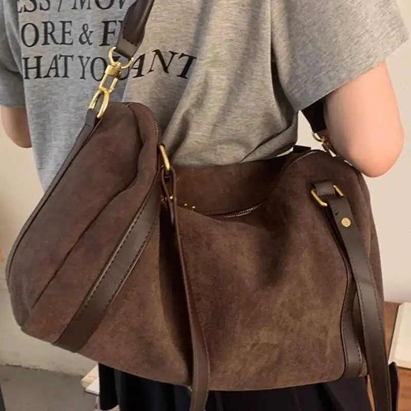 حقائب يد نسائية كلاسيكية Y2k جمالية بسيطة ذات سعة عالية حقيبة كتف غير رسمية من الجرونج ملابس خروج عصرية حقائب كروس #4